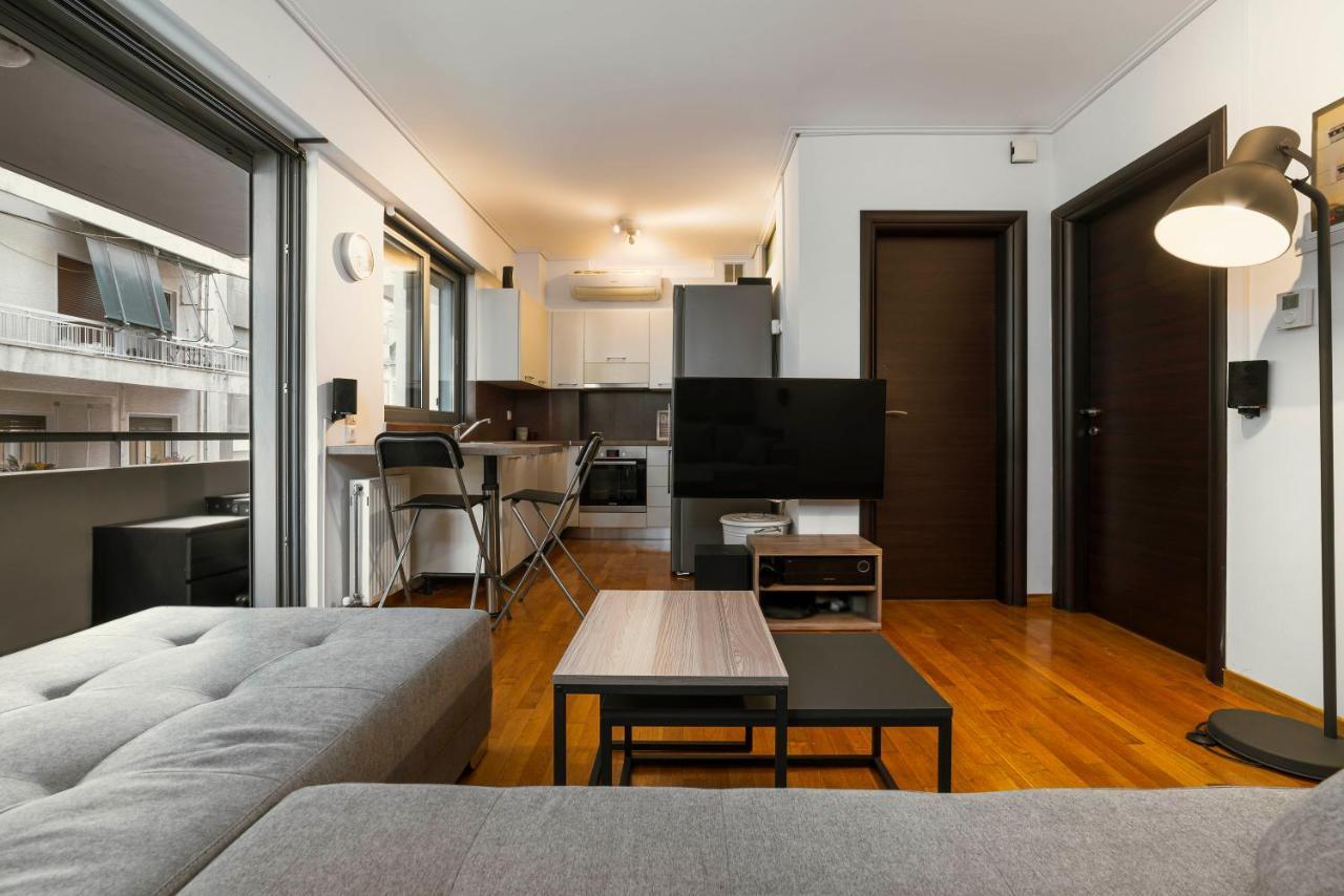 Lykabettus Gem With Yard And Parking Apartment Athena Bagian luar foto